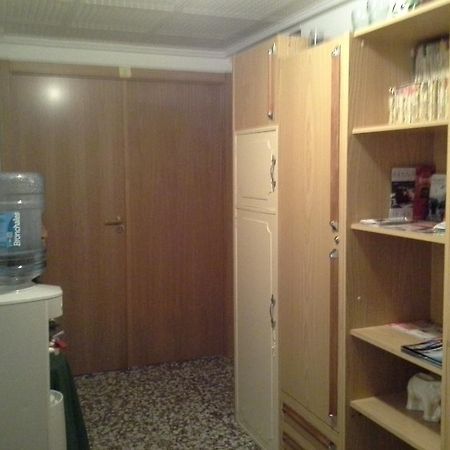 Pension Lacasta Сарагоса Экстерьер фото