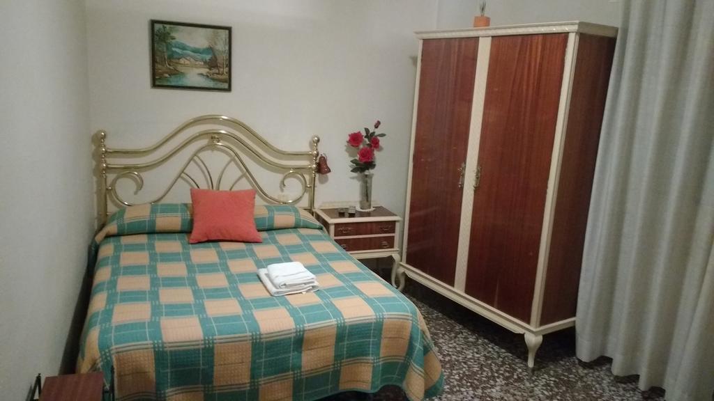 Pension Lacasta Сарагоса Экстерьер фото