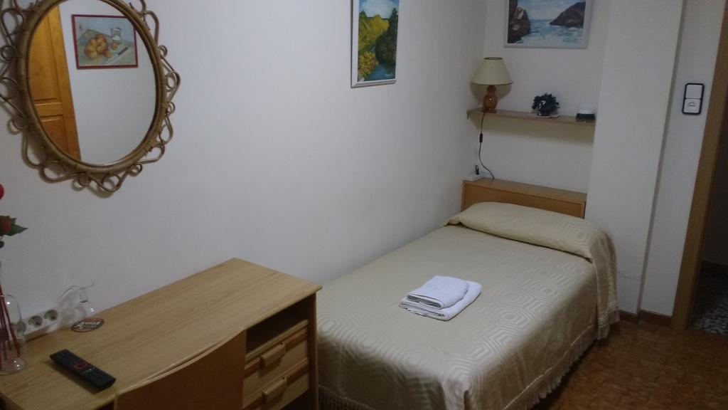 Pension Lacasta Сарагоса Экстерьер фото