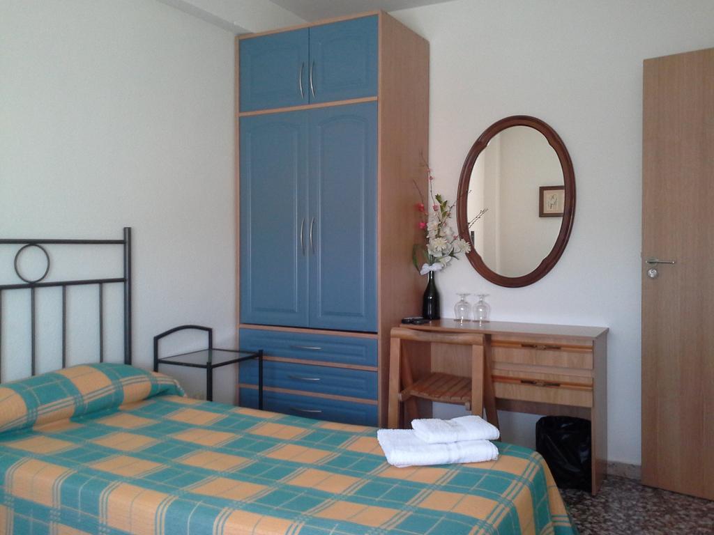 Pension Lacasta Сарагоса Экстерьер фото