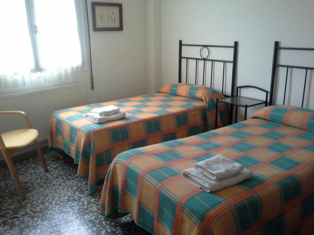 Pension Lacasta Сарагоса Номер фото